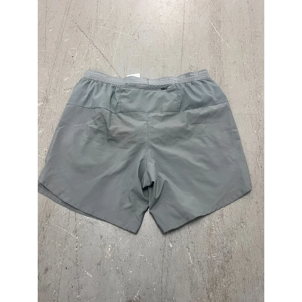 Nike Dri-Fit Stride Running Shorts Mens Medium Gray Drawstring Waist Activewear